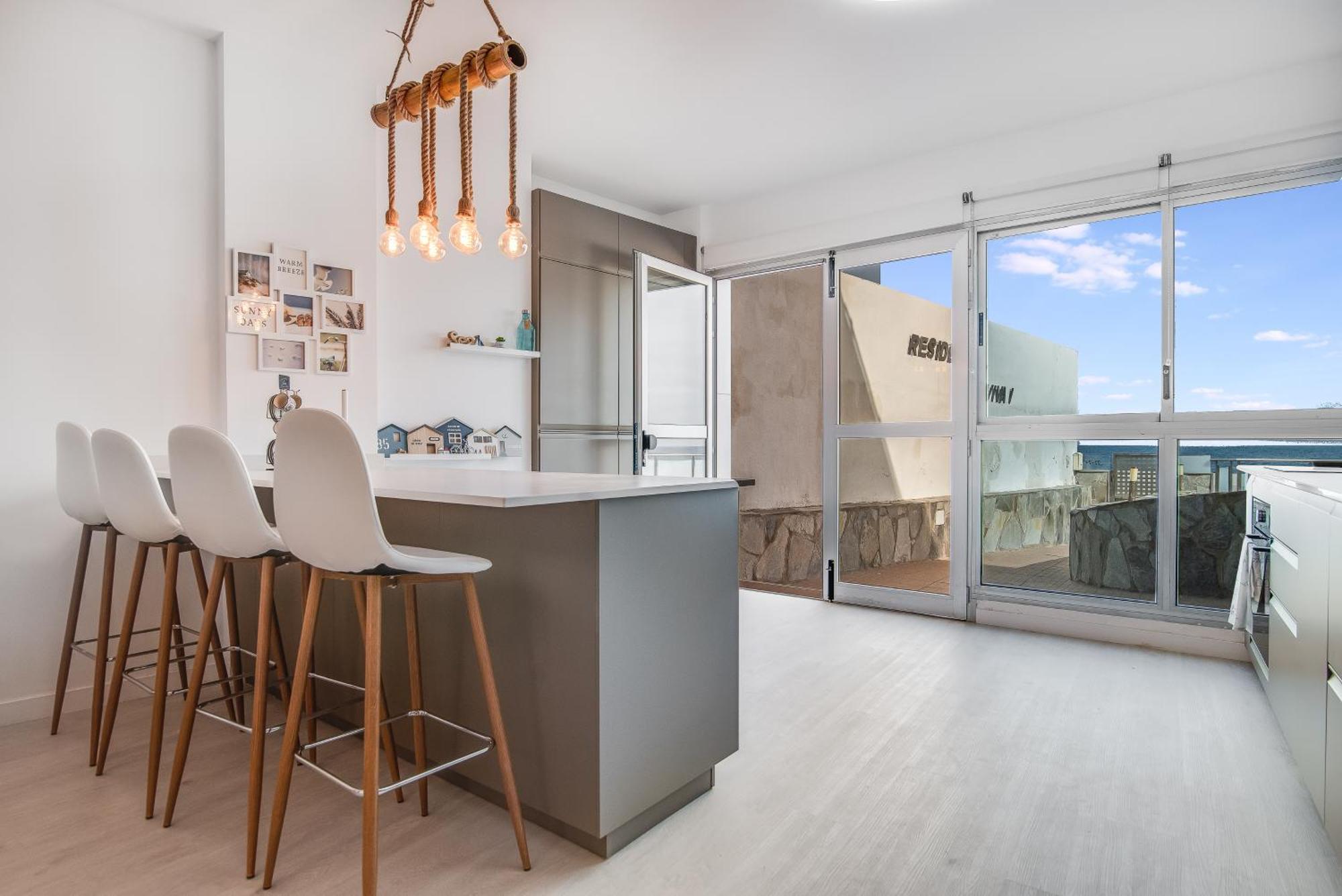 Apartment Home2book Beachy Vibes Sea Side Apartment, Guia