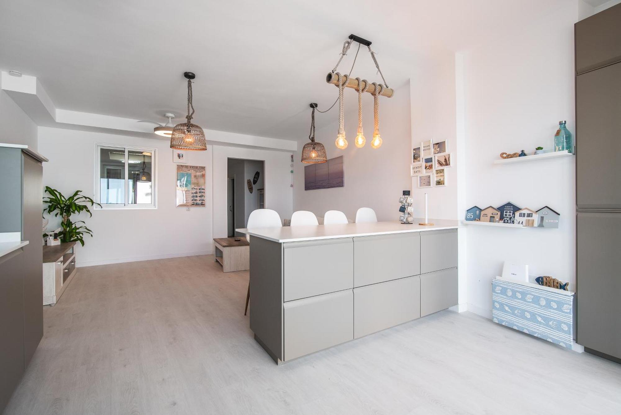 Apartment Home2book Beachy Vibes Sea Side Apartment, Guia *